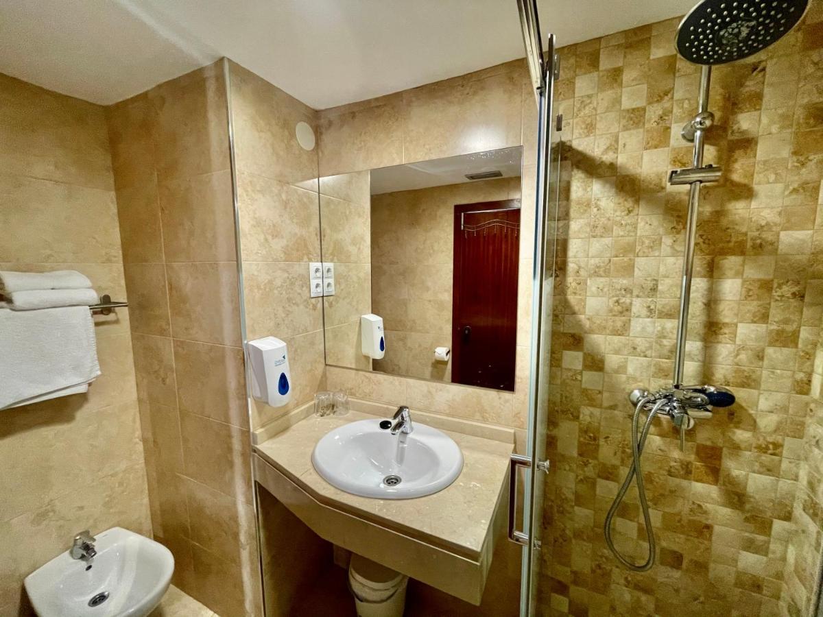 Apartamentos En Alquiler Chinasol Almuñécar Eksteriør billede